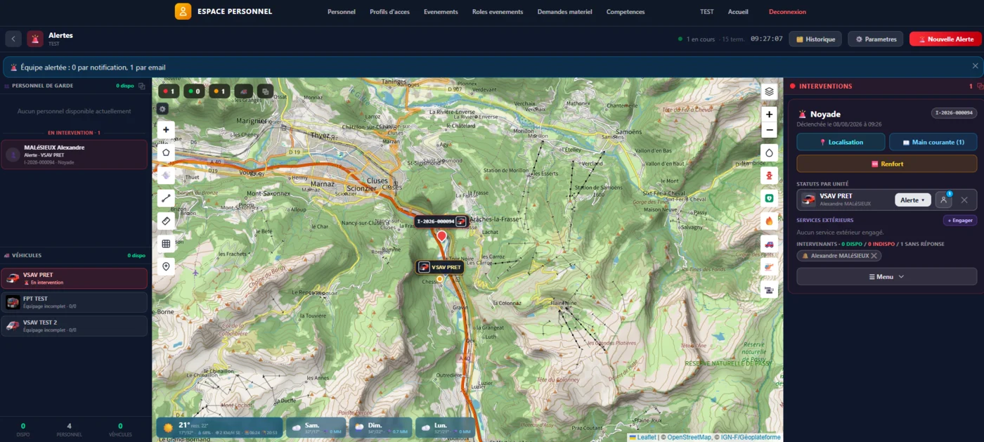 Console d'alerte StockPulse — carte temps réel, intervention en cours, statuts par unité et géolocalisation des équipes